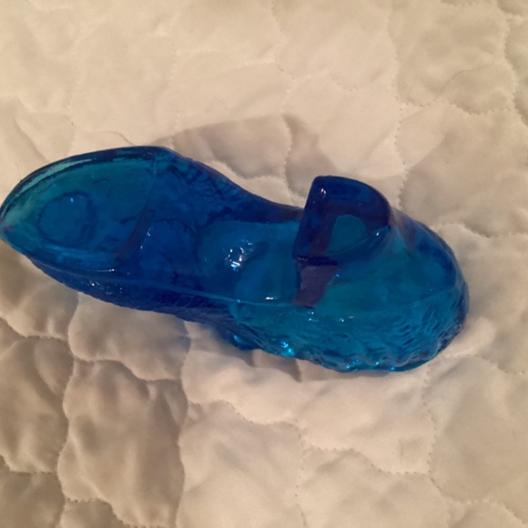 VINTAGE BLUE GLASS SHOE DECORATION BY KANAWHA GLASS COMPANY - Picture 6 of 9